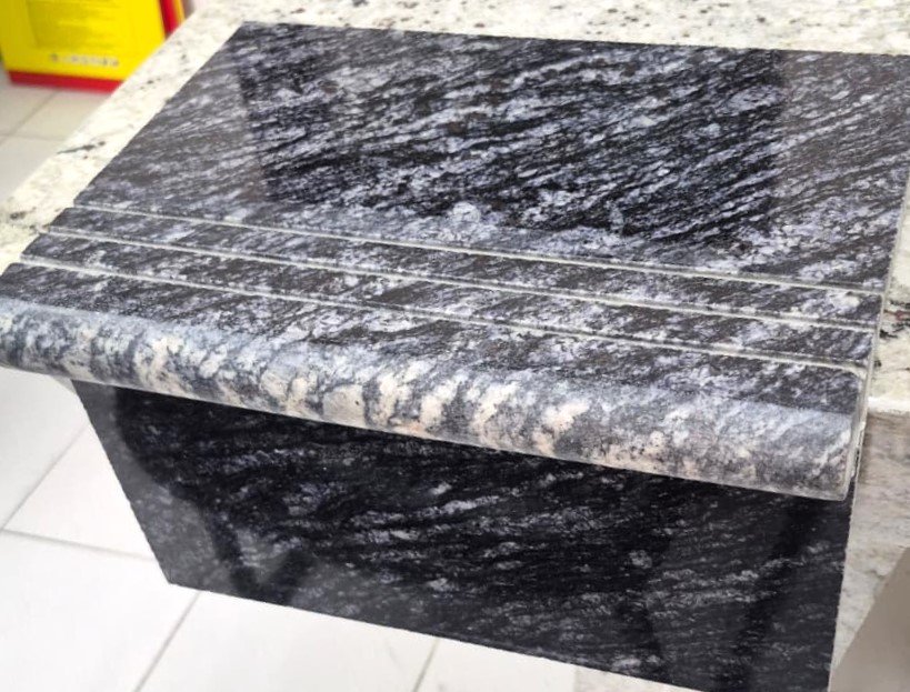 Black Marquina Steps & Riser