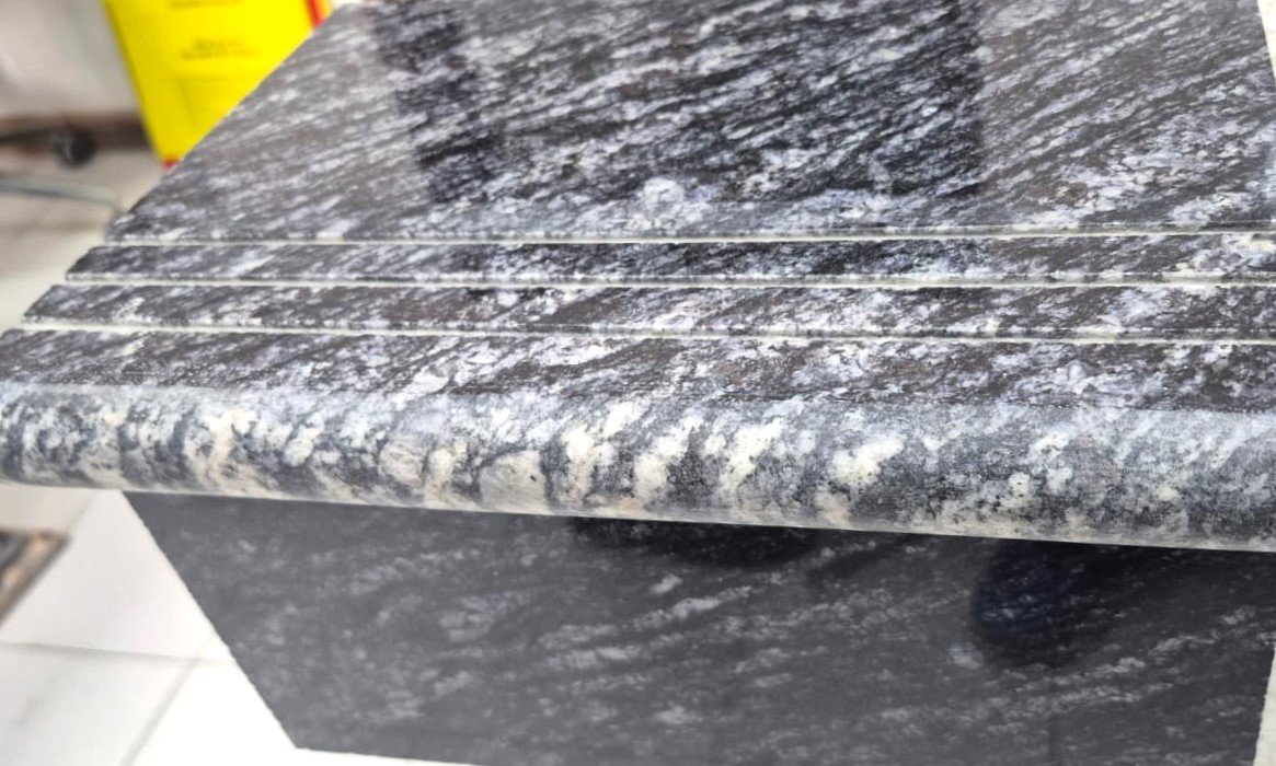 Black Marquina Steps & Riser