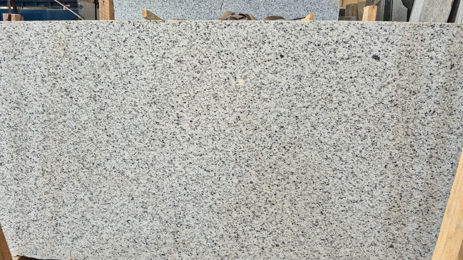 Bianco Granite Tiles & Slabs